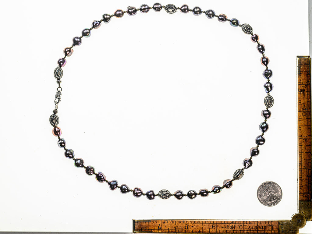 Necklace of black and purple river pearl and moroccan silver,  black freshwater pearl, purple freshwater pearl