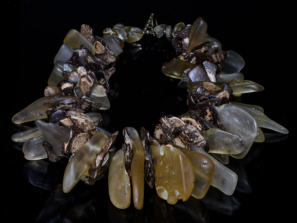 Madagascar Copal Amber and Coco Wood Necklace (610)